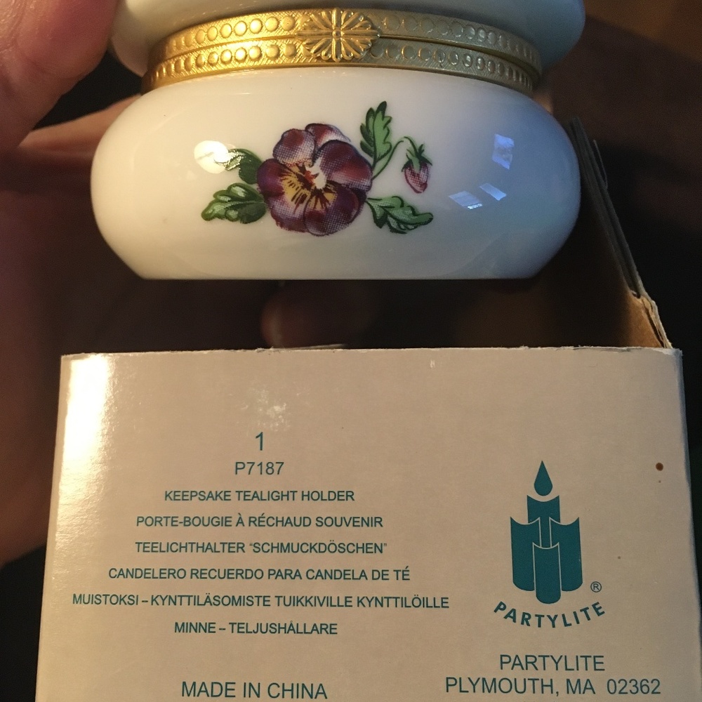 PartyLite Keepsake Tealight Holder P7187